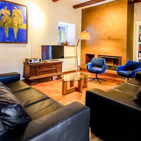 فيلة Oria بولا