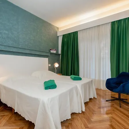 Oria Villa *